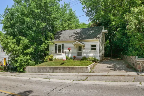 19043 Centre Street, ON L0G 1M0