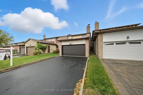 32 Fieldview Crescent, ON L3R 3H7