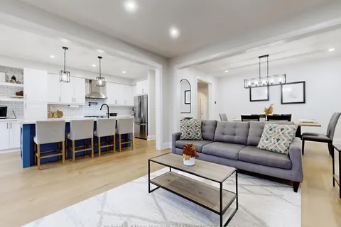 14 Grey Wing Avenue, ON L4P 0B7