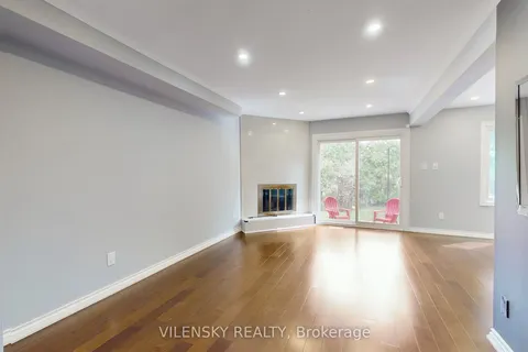 31 Royal Colwood Court, ON L4K 2J3