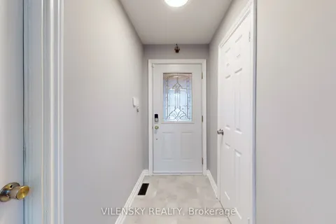 31 Royal Colwood Court, ON L4K 2J3