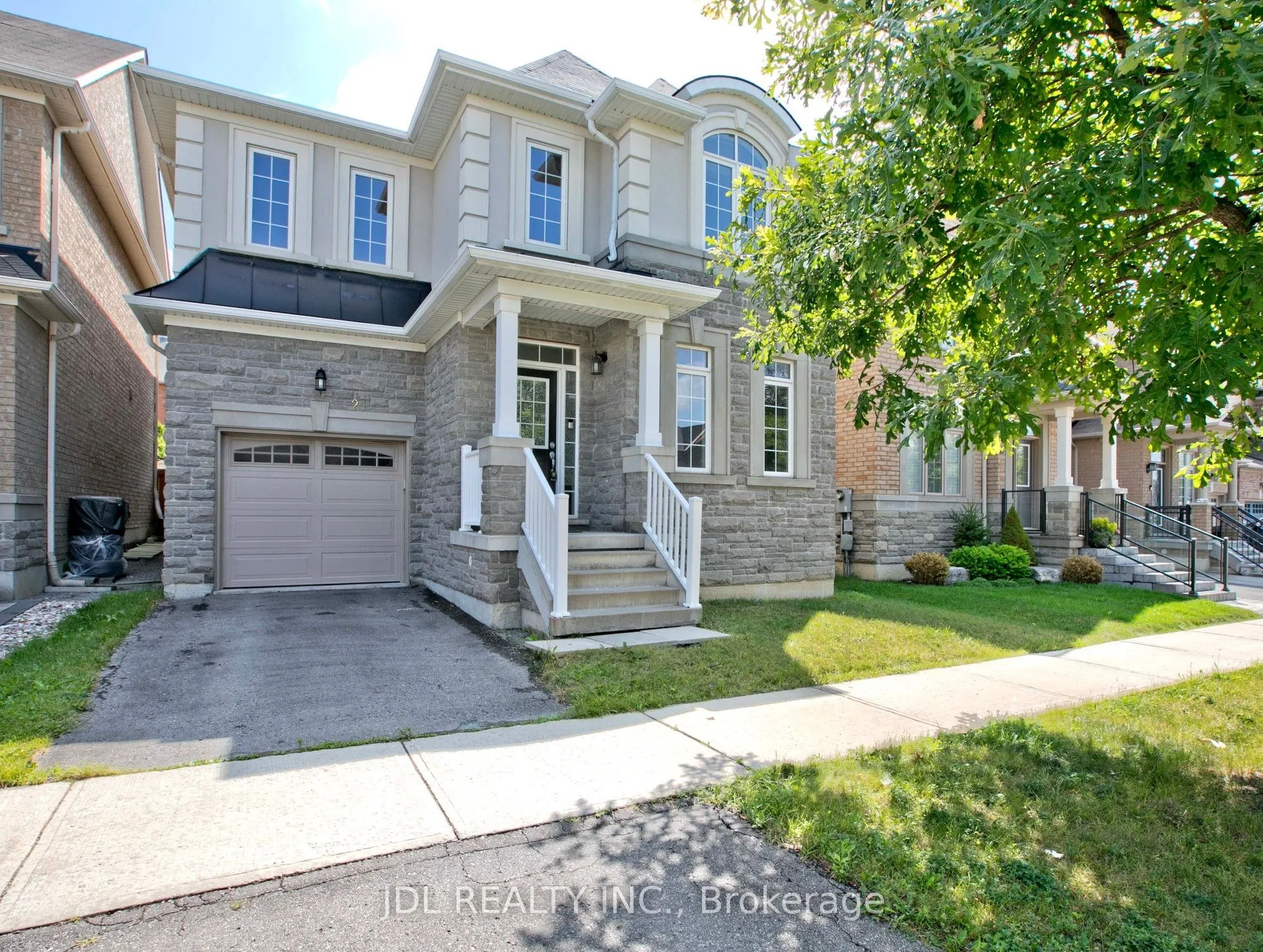21 Wozniak Crescent, ON L6E 0L4