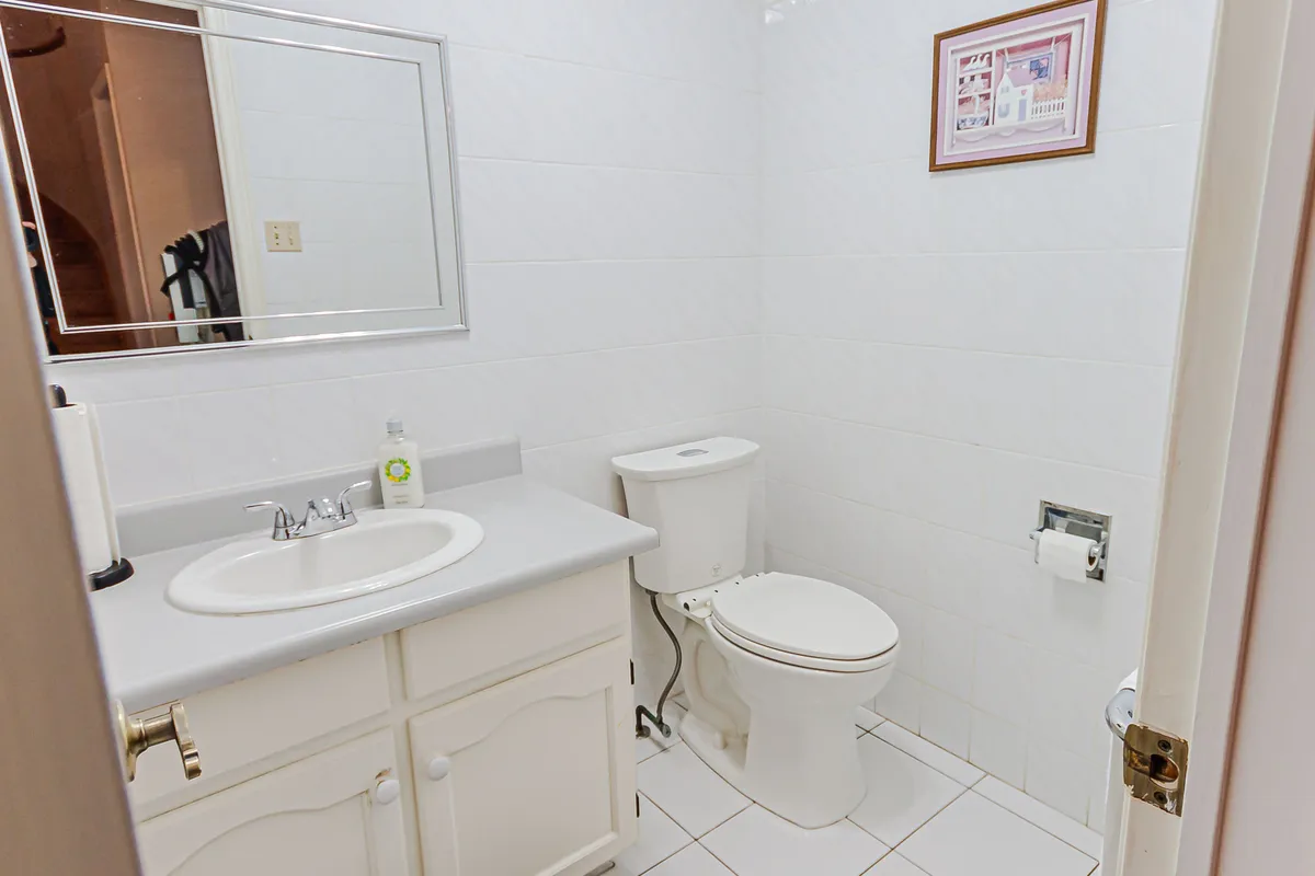 100 Nimbus Place, ON L4L 1Z7