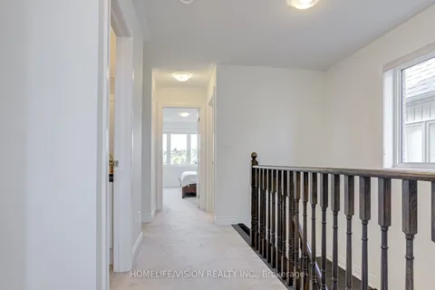 66 Chessington Avenue, ON L9N 0R5