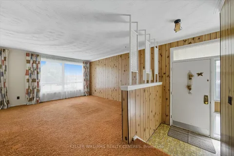 112 Eden Court, ON L3Y 2X5