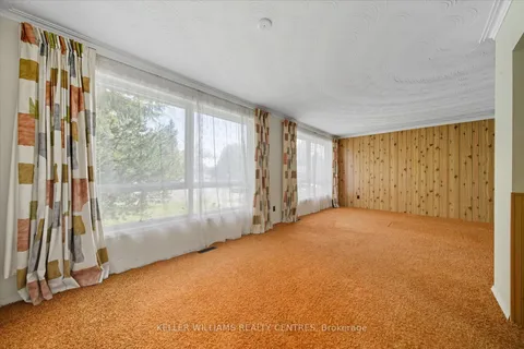 112 Eden Court, ON L3Y 2X5