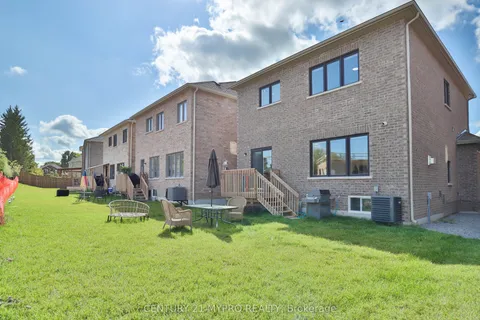 15 George Ellis Drive, ON L4P 0S3