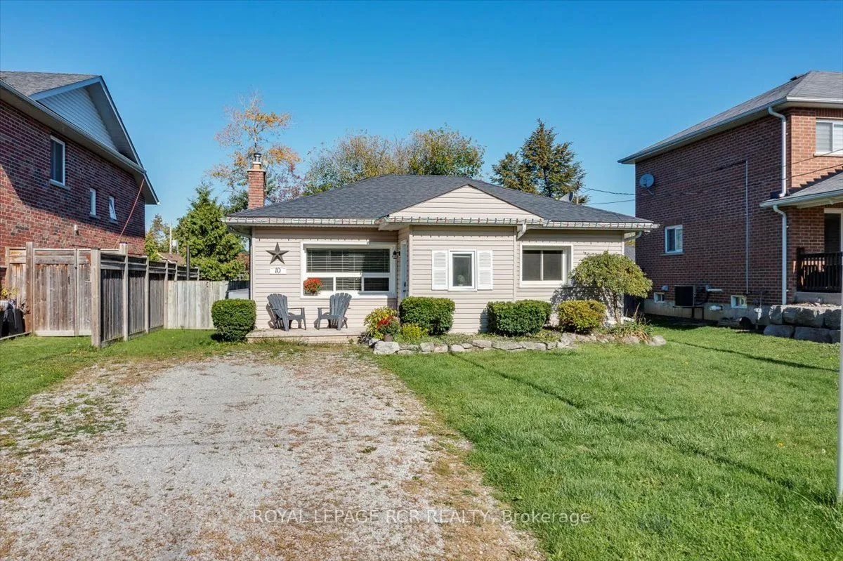 10 Cottage Grove, ON L4P 3E9