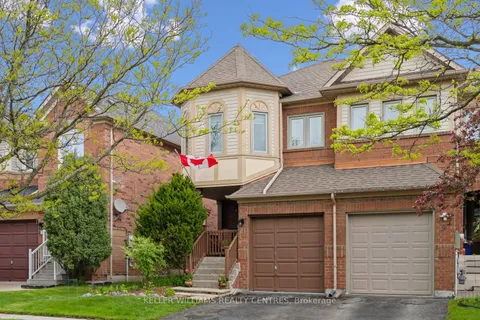 11 Snedden Avenue, ON L4G 7J6