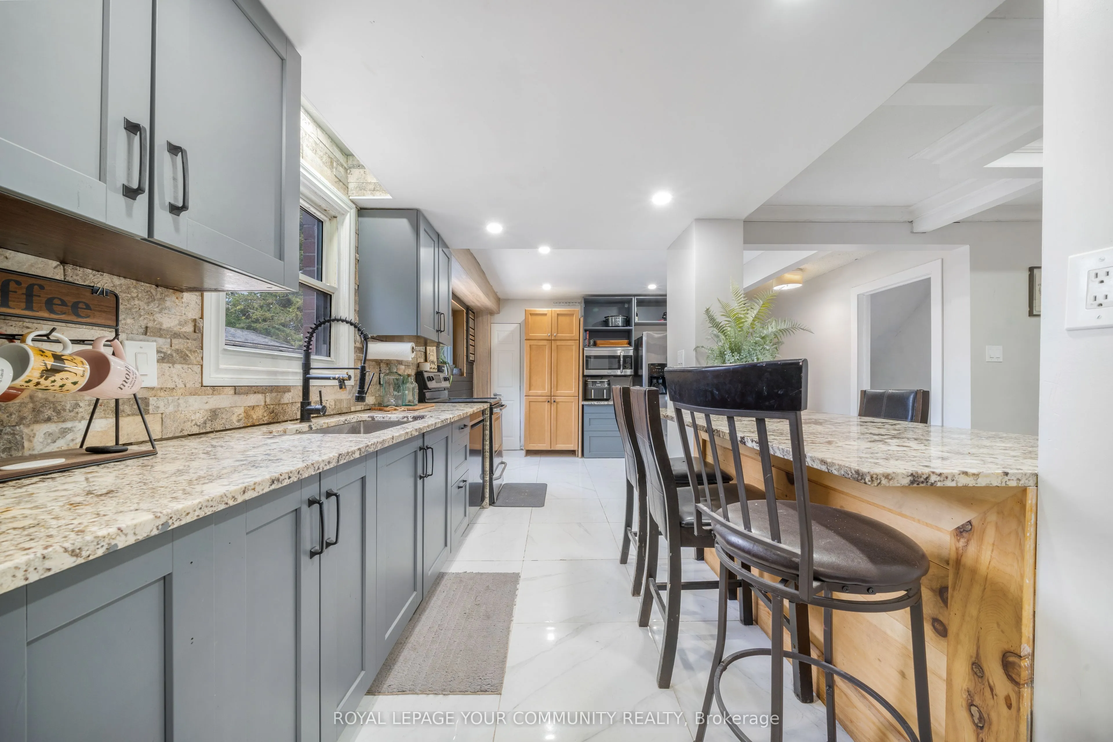 50 Stewart Avenue, ON L9R 1C2