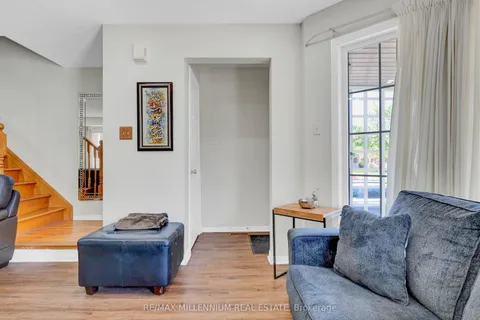 10 Mainland Crescent, ON L6A 3G3