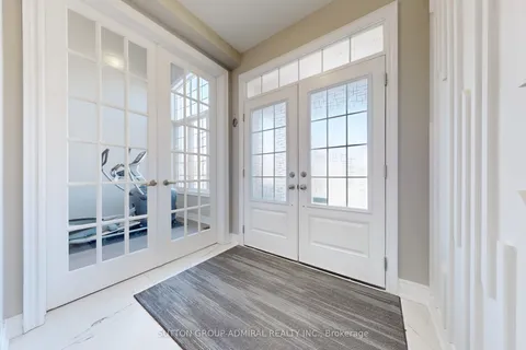 99 Kingknoll Crescent, ON L6Y 3E7