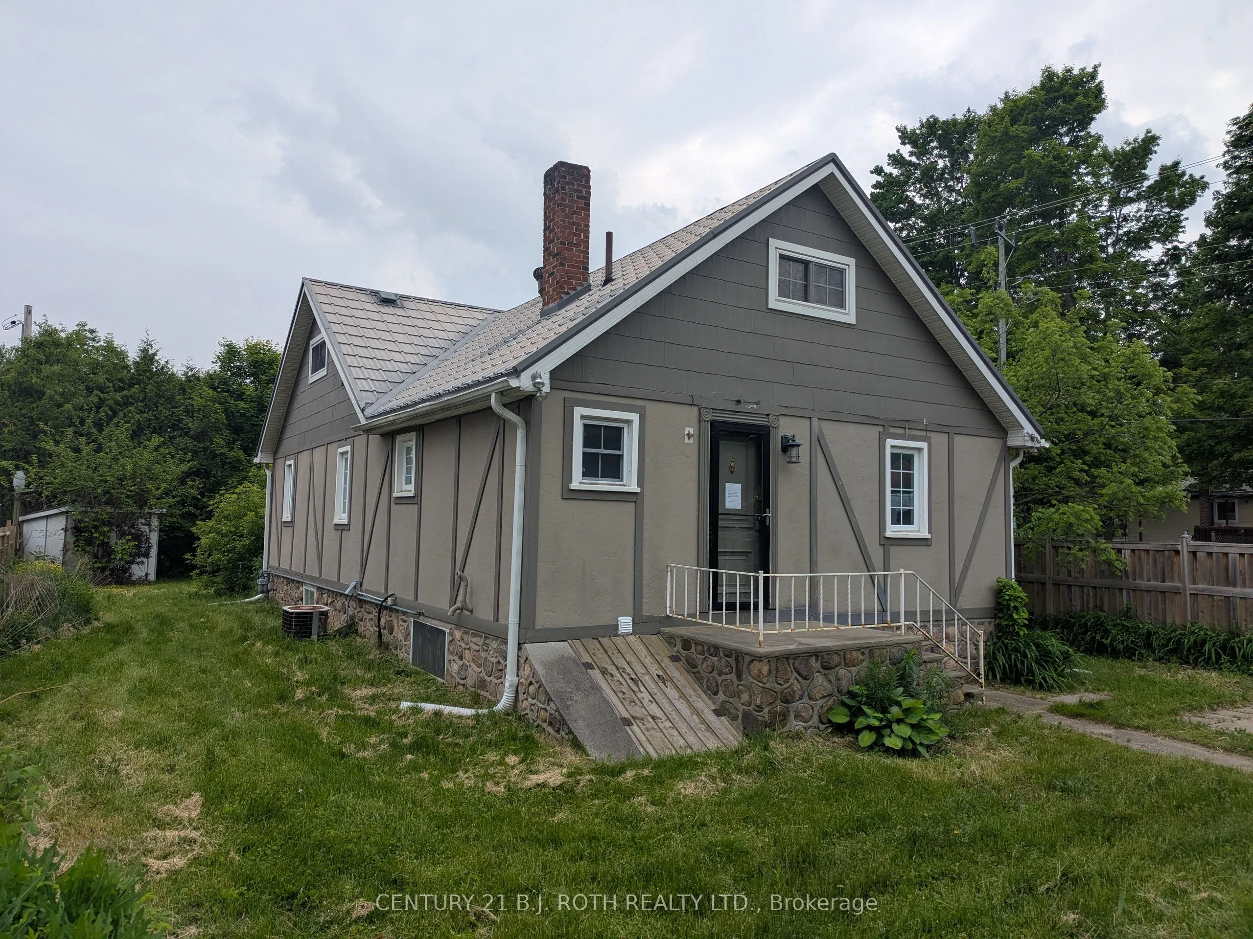 2709 25 Side Road, ON L9S 3T1