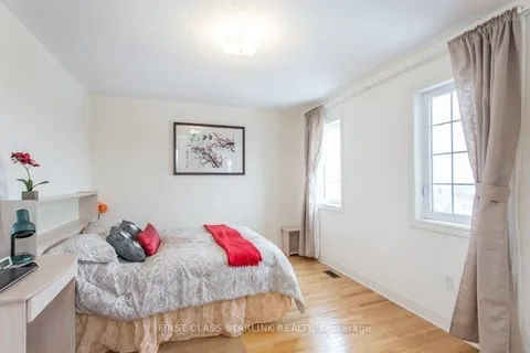 63 Aikenhead Avenue, ON L4S 0C4