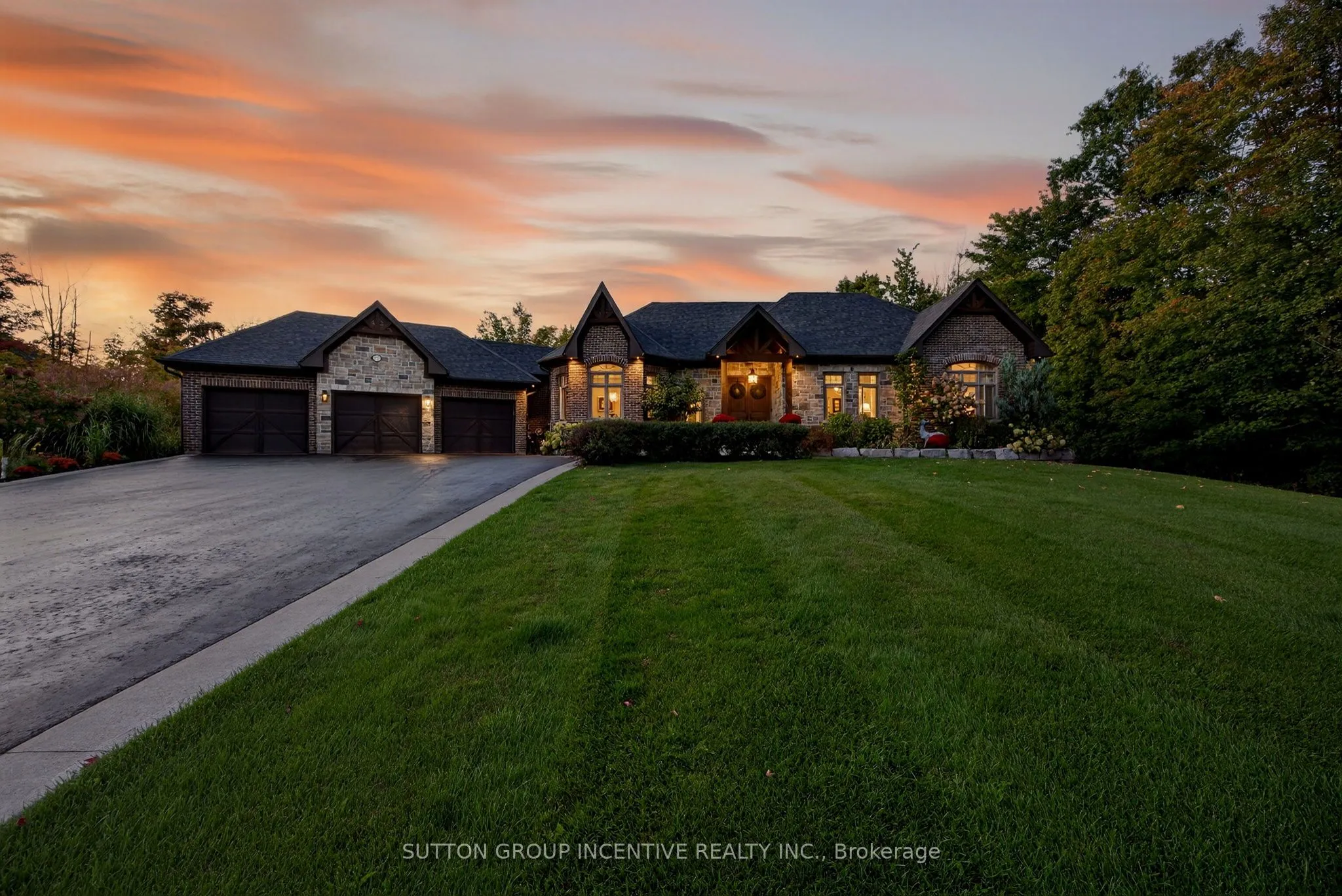 1707 Wilkinson Street, ON L9S 5A8