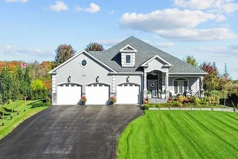 327 Sunnybrae Avenue, ON L9S 0K9