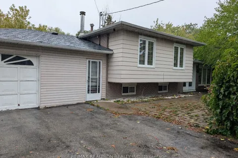 28 Lakeland Crescent, ON L4E 2Z8