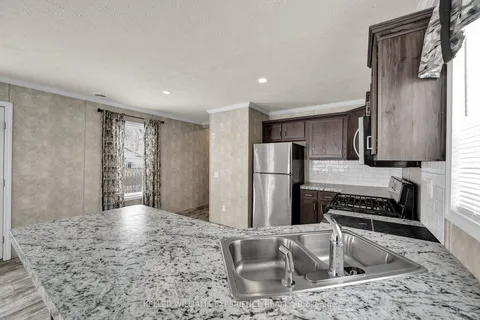 40 Shamrock Crescent, ON L3W 0A5