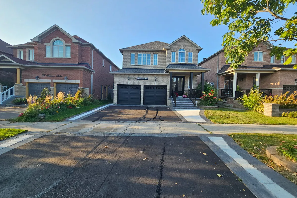 34 Terrance Drive, ON L6B 0M2