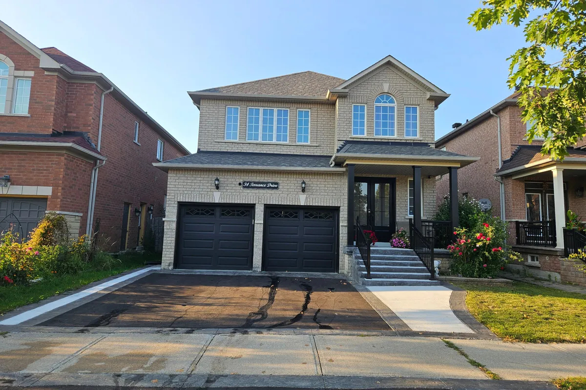 34 Terrance Drive, ON L6B 0M2