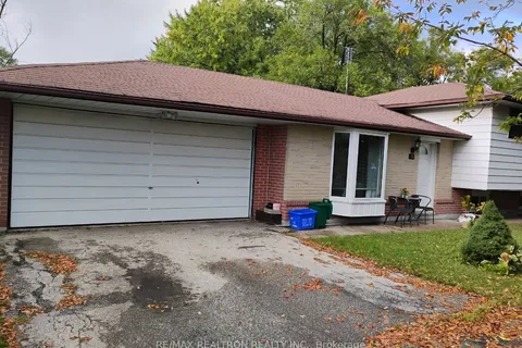 36 Lakeland Crescent, ON L4E 2Z9