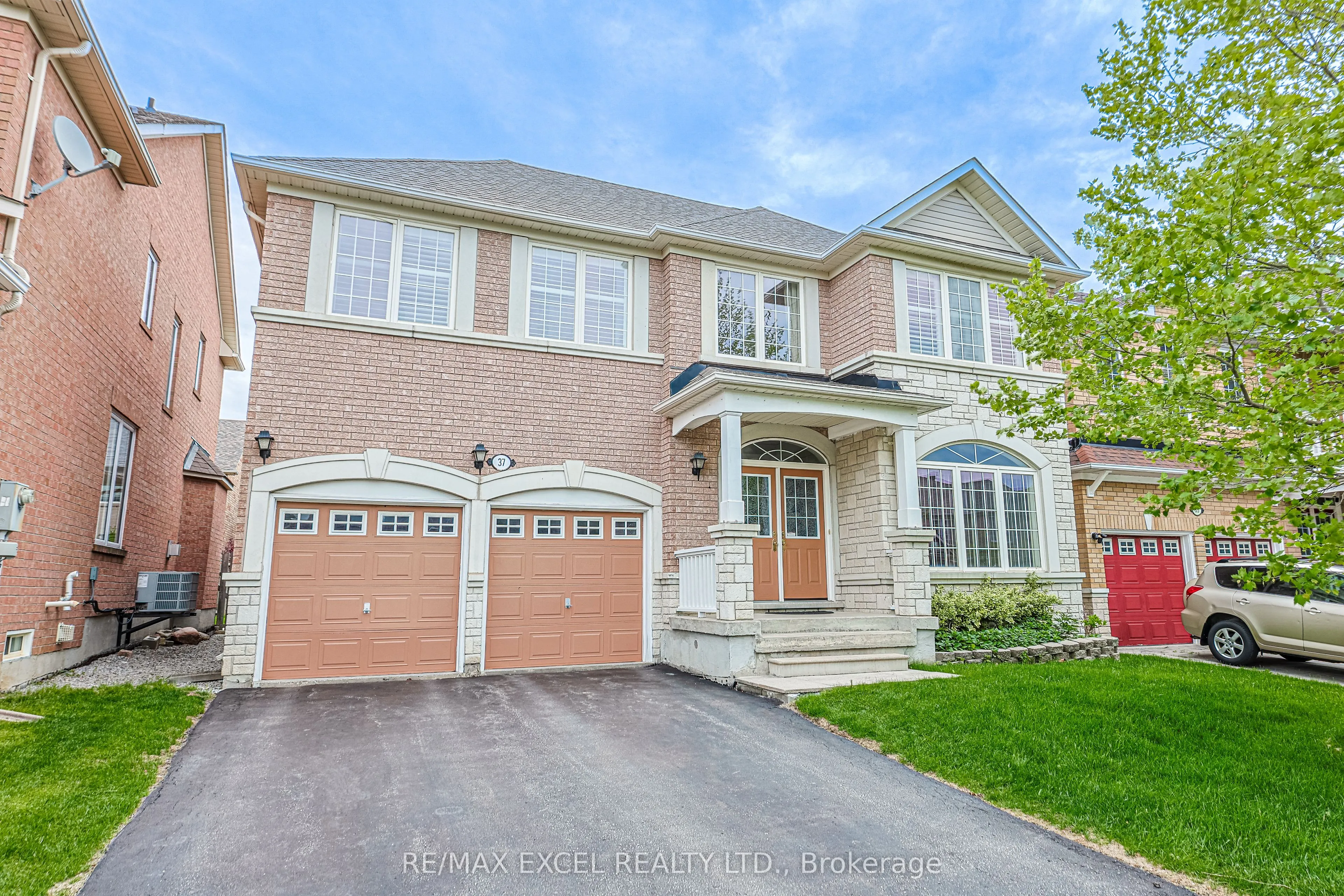 37 Baintree Street, ON L6E 1G5