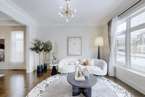 78 Fitzgerald Avenue, ON L3R 4Z7