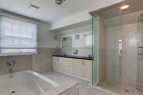 2768 Davis Drive, ON L3Y 4W1