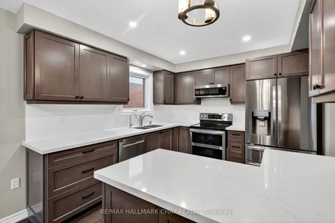 53 McKnight Crescent, ON L0G 1W0