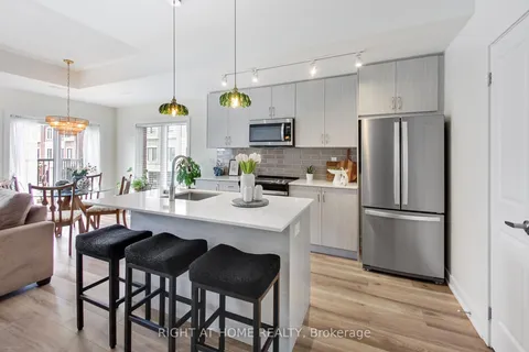 29 Canton Lane, ON L4A 4W8