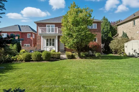 3 Crowling Court, ON L4E 3Y6