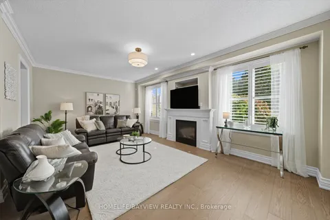 3 Crowling Court, ON L4E 3Y6