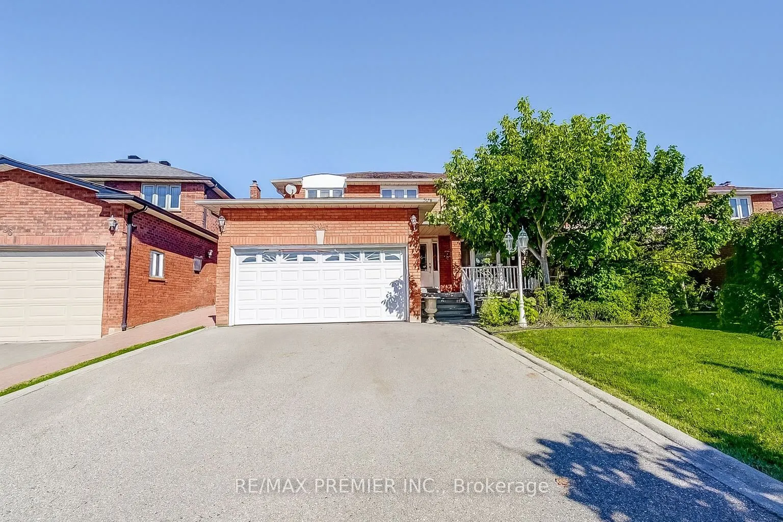300 Belview Avenue, ON L4L 7V7
