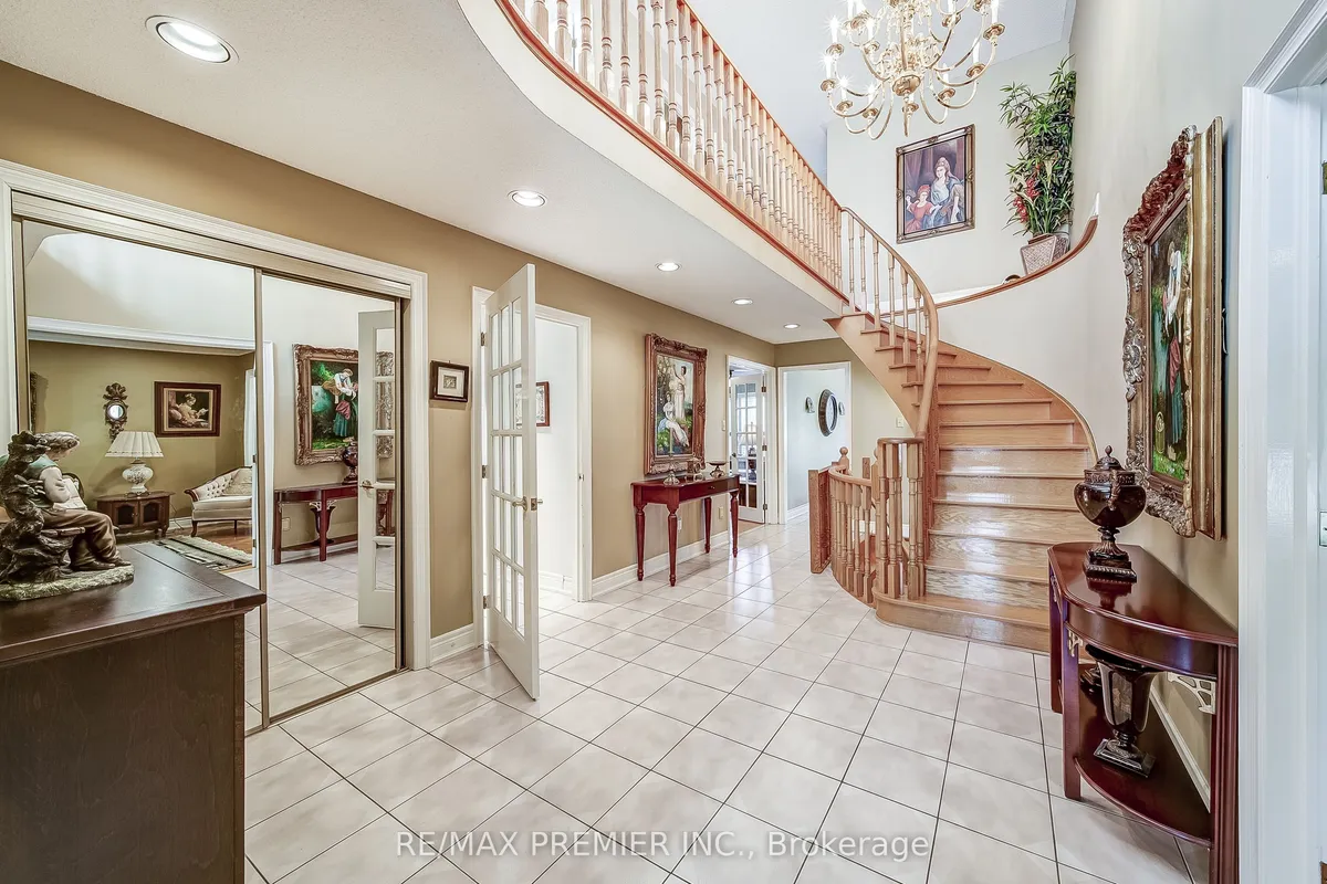 300 Belview Avenue, ON L4L 7V7