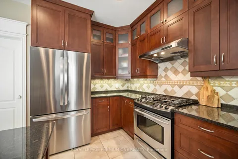 536 Village Parkway, ON L3R 9N5