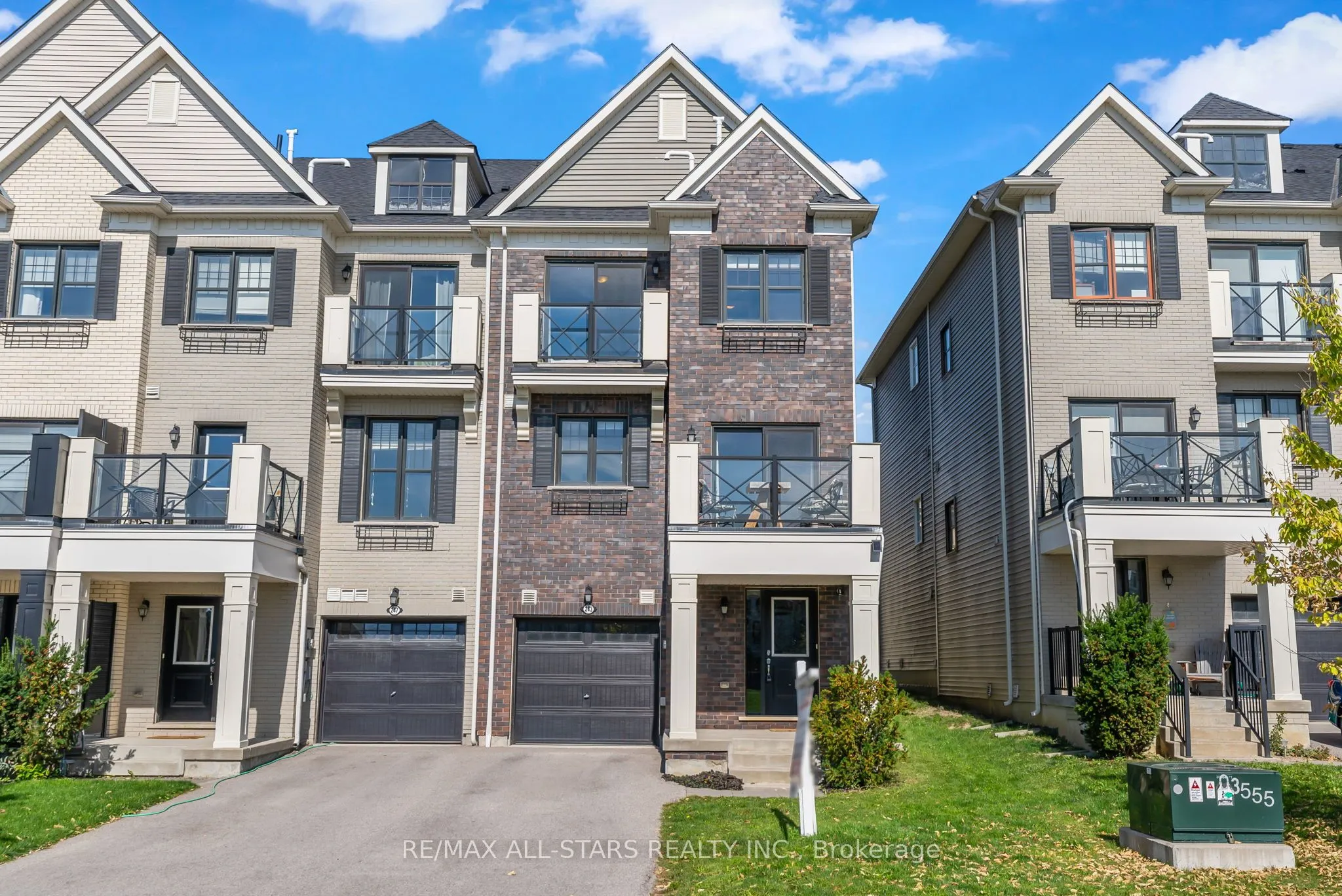 243 Boadway Crescent, ON L4A 1Y4