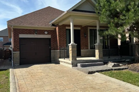 27 Butterwood Lane, ON L4A 0M7