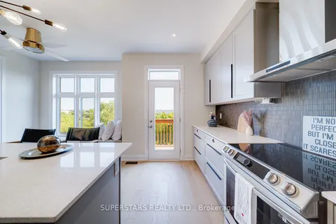 33 John Dallimore Drive, ON L4P 0S6