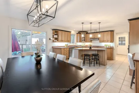 250 Denney Drive, ON L3W 0T8