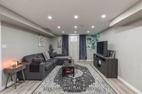 1246 LESLIE Drive, ON L9S 0G3