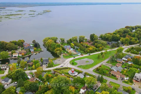 381 Walter Drive, ON L4P 3A8