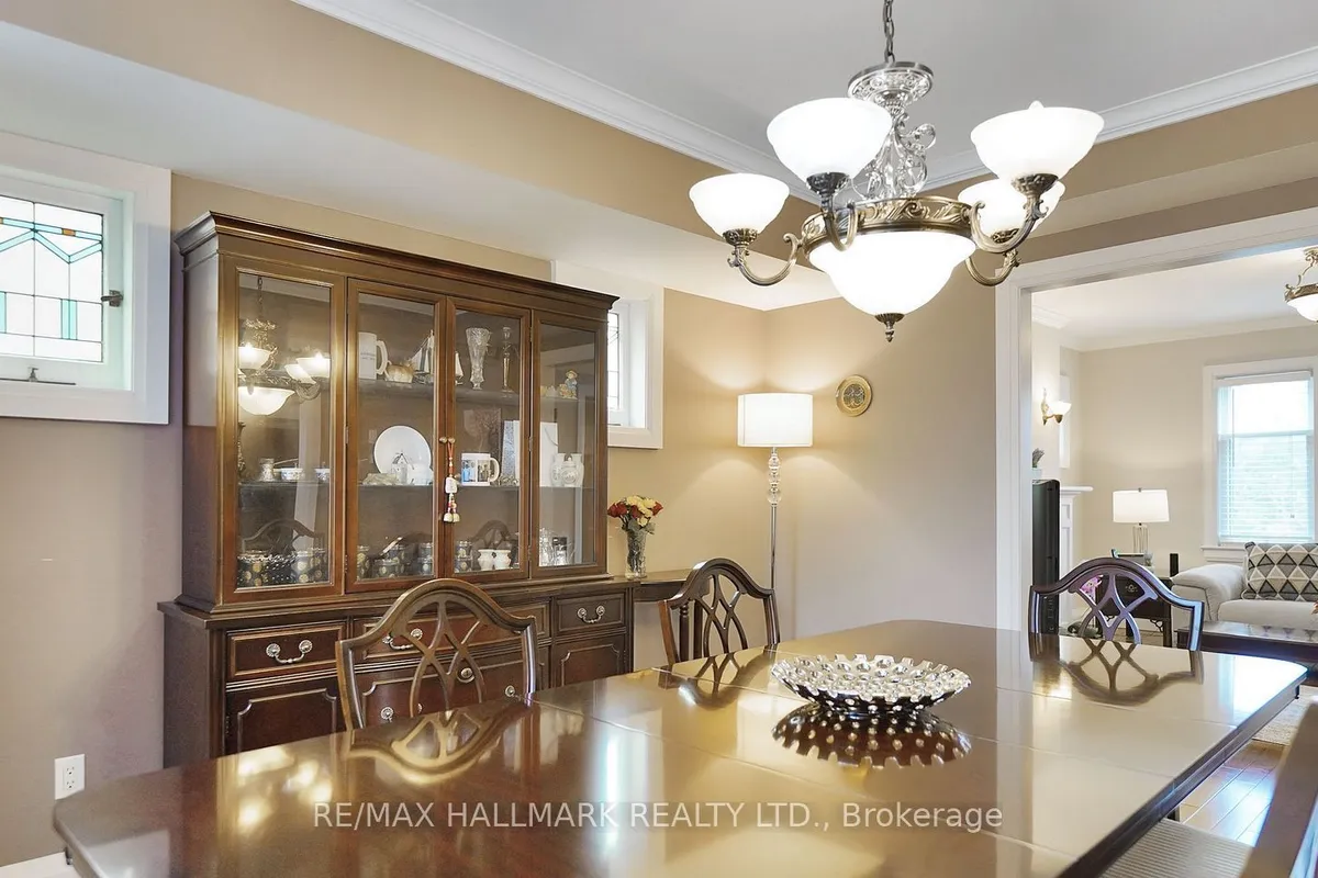 33 Artisan Trail, ON L6C 3C6