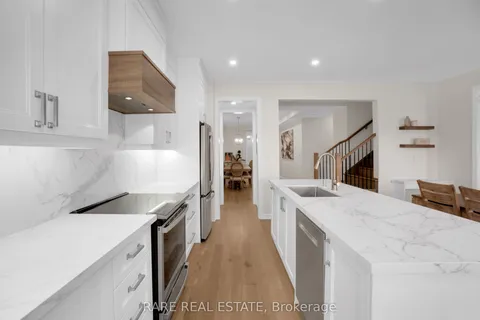 206 Stevenson Crescent, ON L3Z 0T1