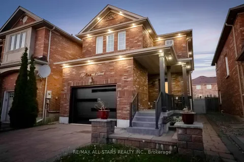 19 Coronet Street, ON L4A 0X8