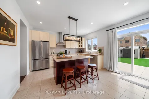 174 Sharpe Crescent, ON L0G 1W0