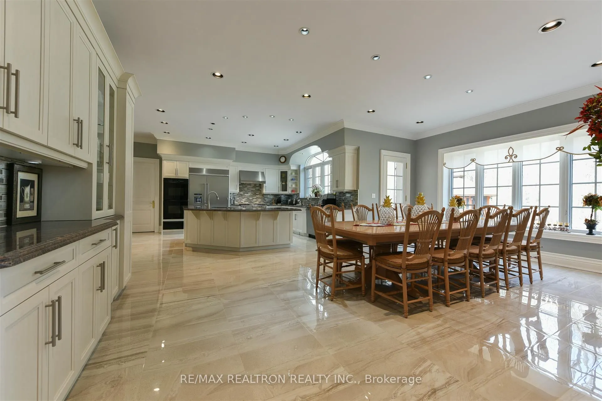 65 Offord Crescent, ON L4G 3G8