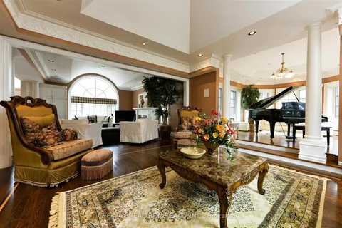 65 Offord Crescent, ON L4G 3G8