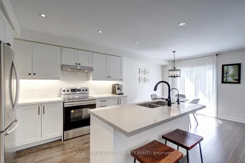 32 Black Maple Crescent, ON L6A 0P6