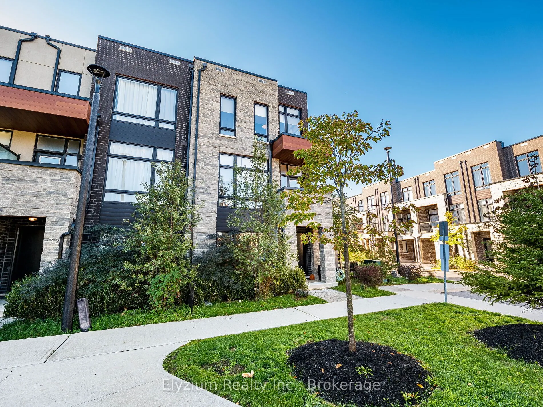 36 Barbini Drive, ON L4H 4R3