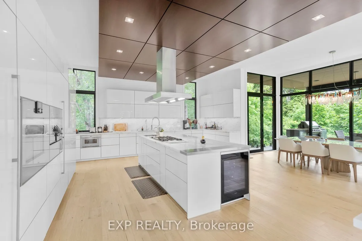 8 Cachet Parkway, ON L6C 1G8